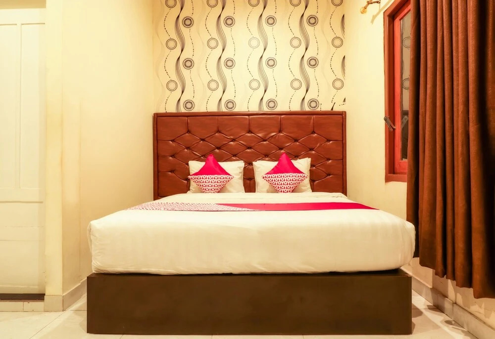 OYO 1117 New Garuda Hotel
