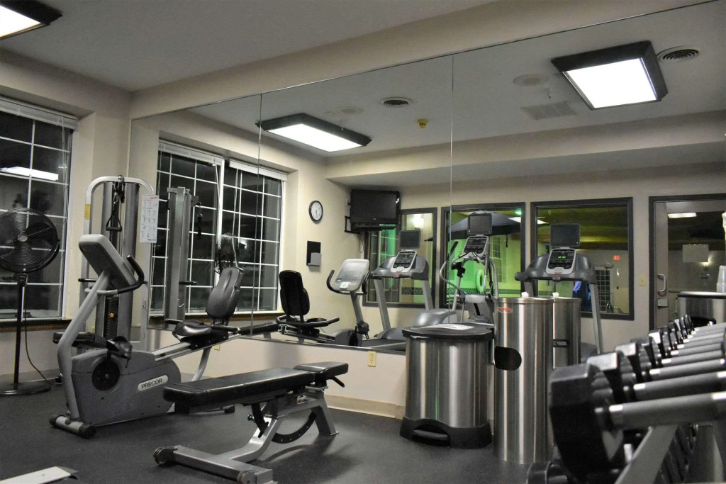 Country Inn & Suites by Radisson Kenosha - Pleasant Prairie