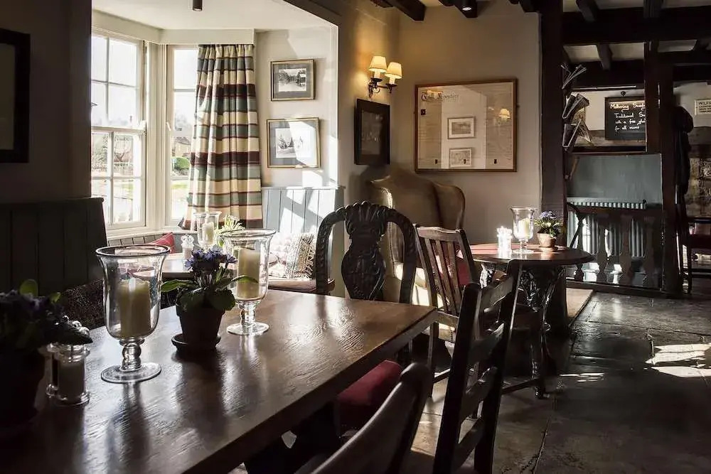 The Howard Arms