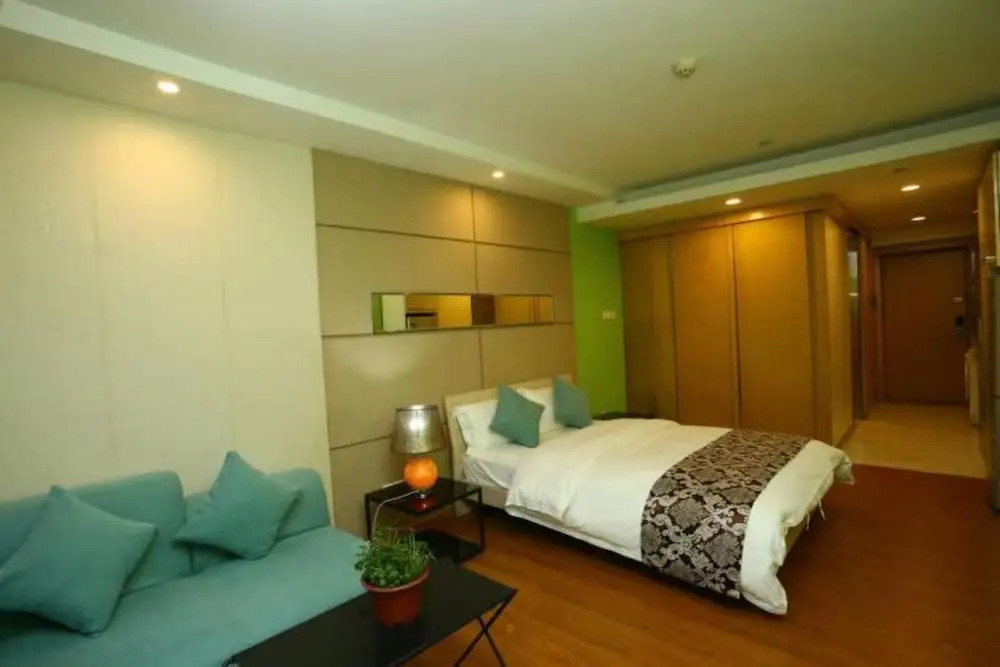 F&H Chain Hotel
