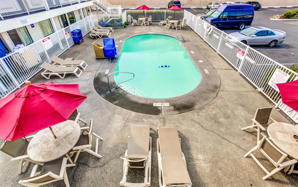 Motel 6-Medford, OR - North