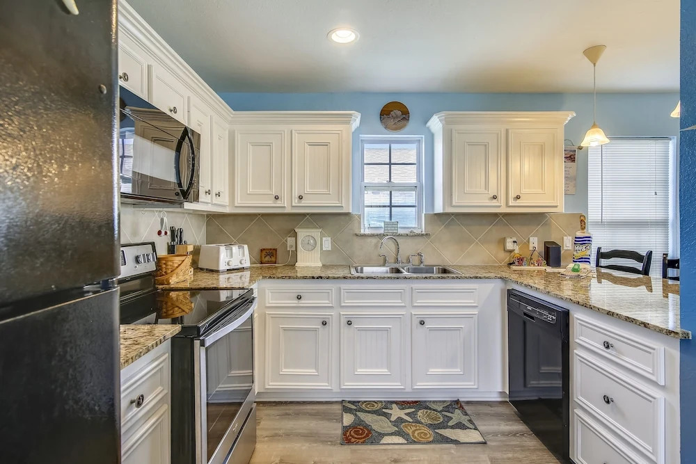 Attitude Adjustment 3 Bedroom Home