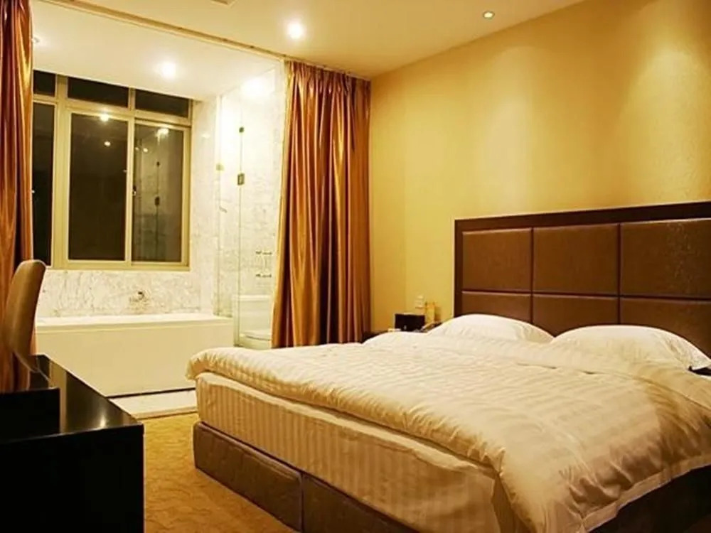 Zhengzhou Hailong Hotel