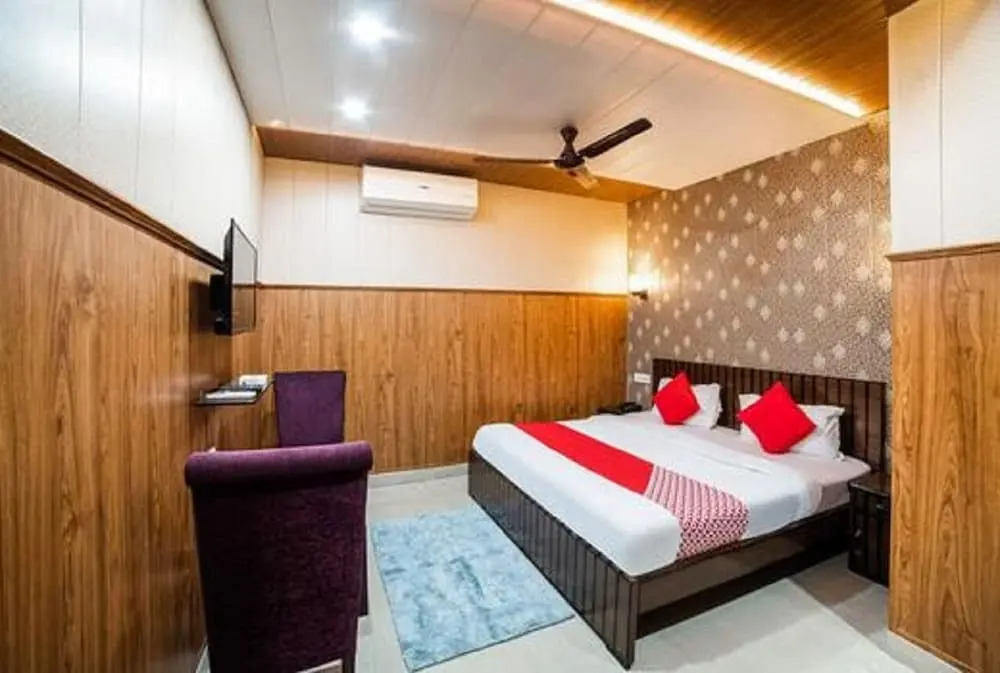 Krazy Hotel