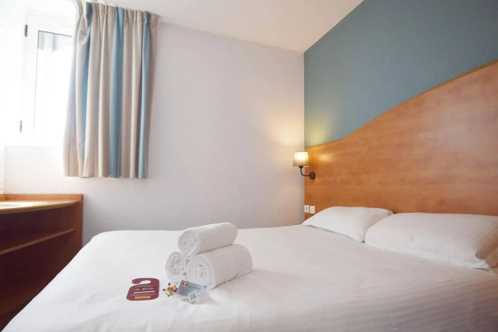 BRIT HOTEL Caen Hérouville