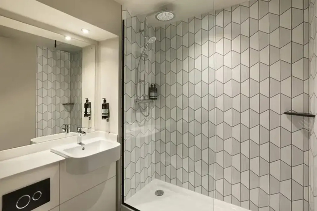 Premier Inn Glasgow City Centre South