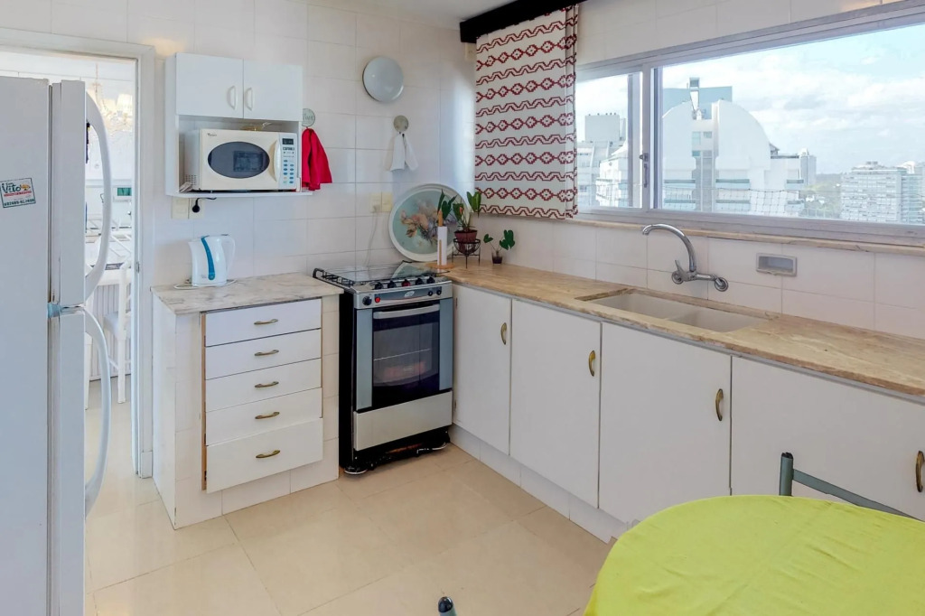 Oceana Suites Opus Alpha ∙ Suite 1402