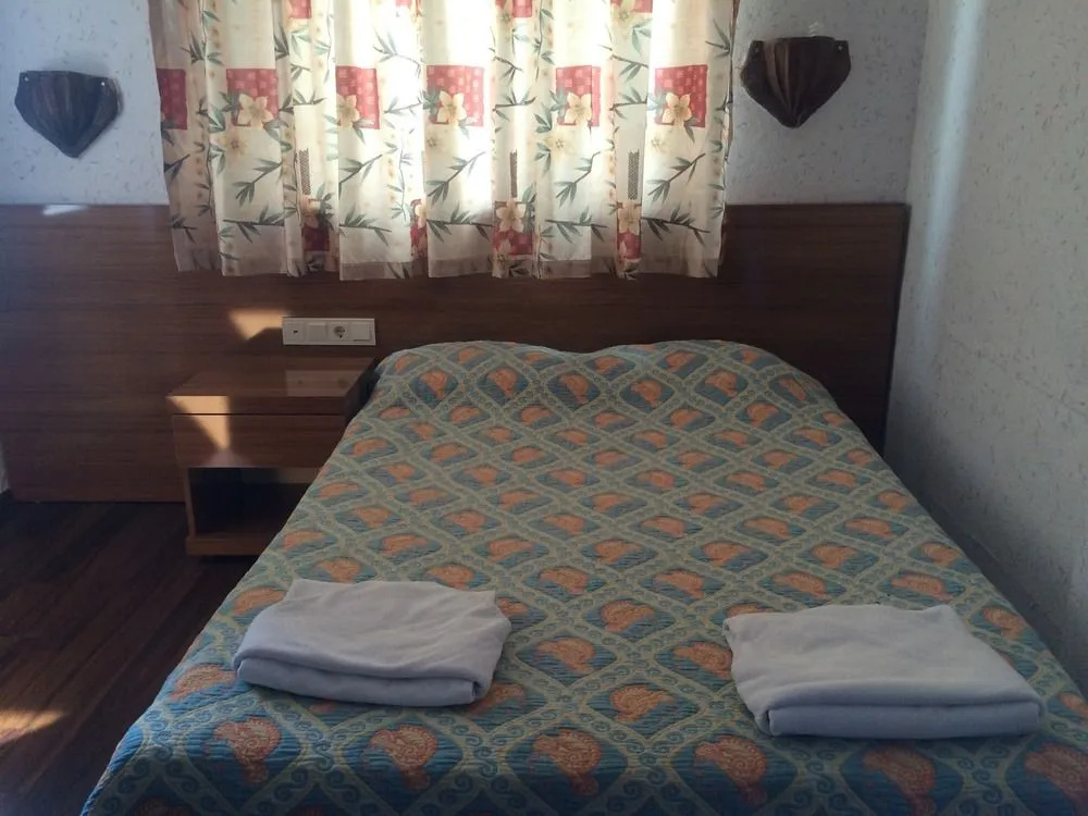 Отель Club Bayar Beach