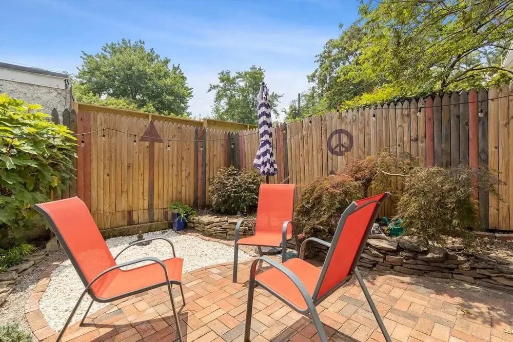 Historic Modern Capitol Hill 2-br Row Home