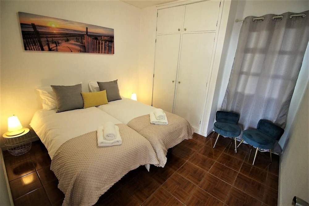 Ocean Cliffs Apartments