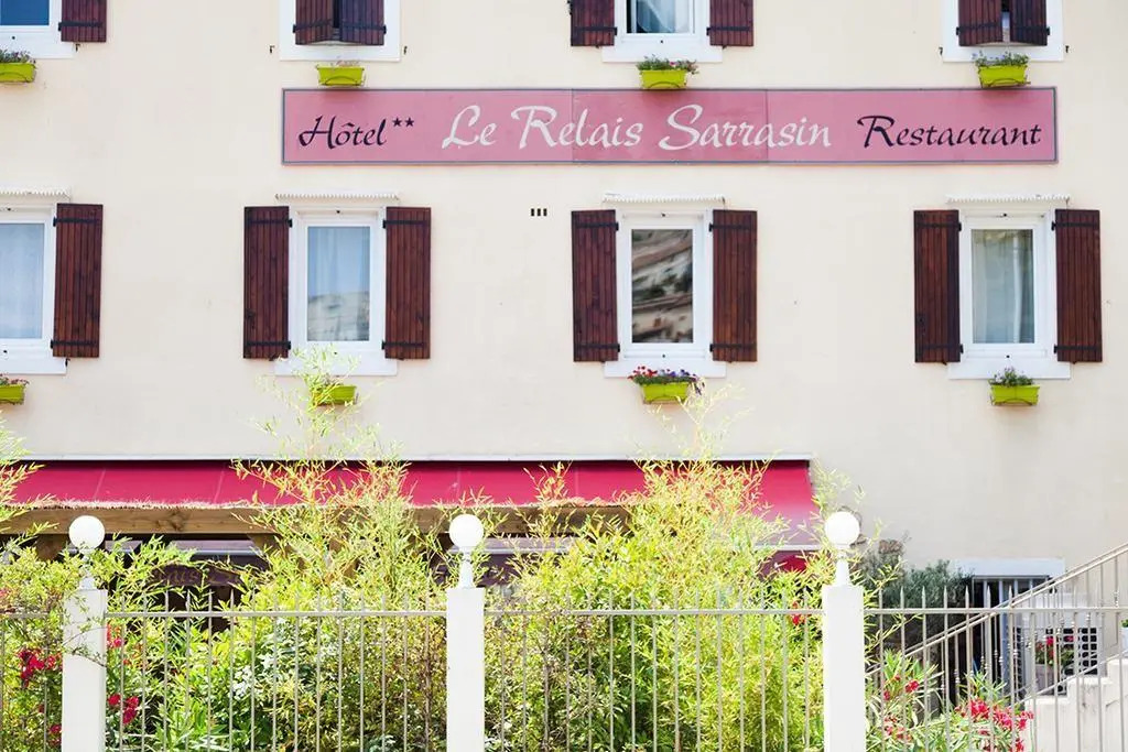 Logis Hotel Le Relais Sarrasin Rest. A La Table D'Alexandre