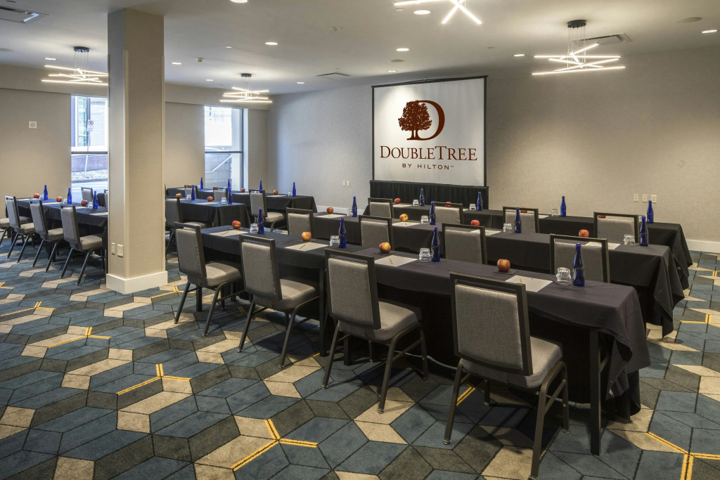 DoubleTree by Hilton Hotel & Suites Pittsburgh Downtown