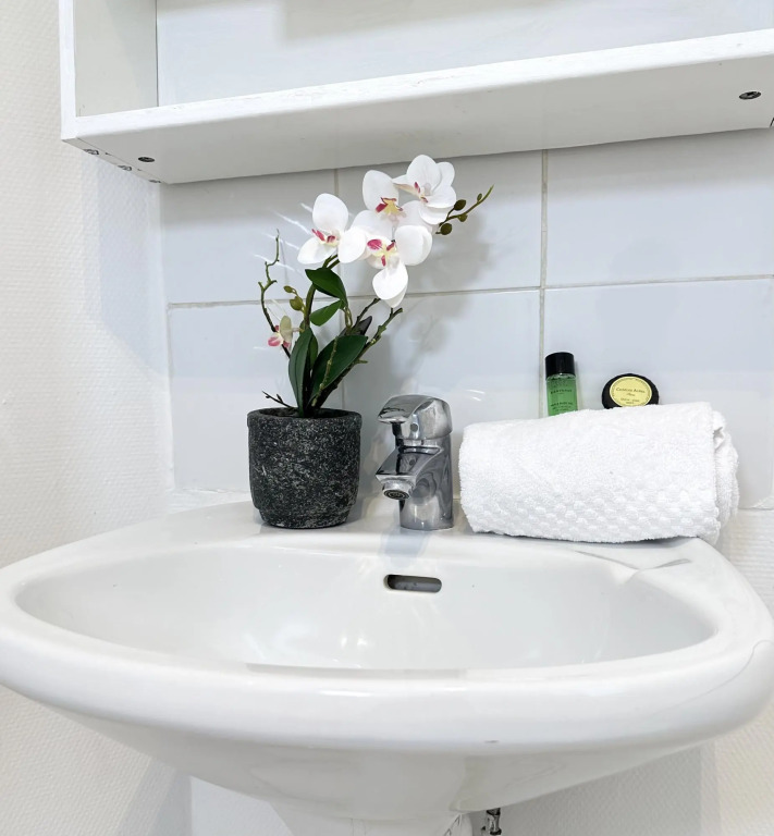 5494B  - Appartement familial - Batignolles