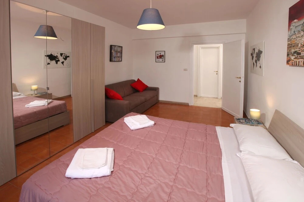 Floriana Home