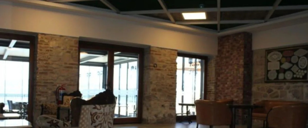 Ayvalik Cihan Otel