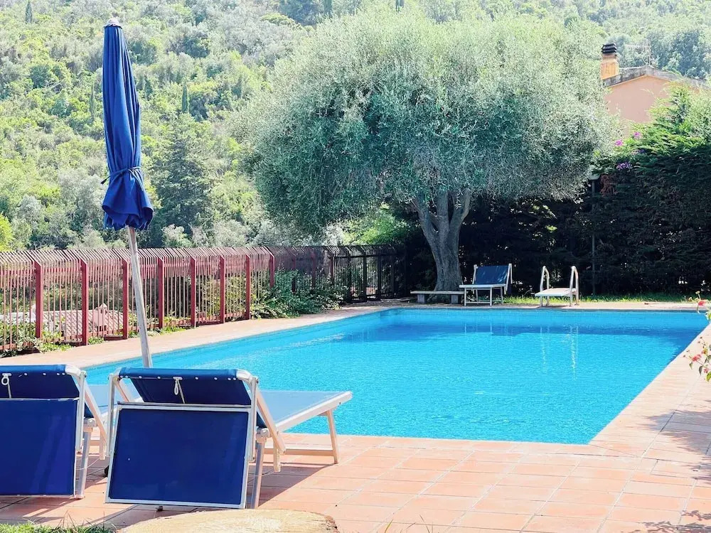 Charming Porto Santo Stefano Apartment With Pool Access