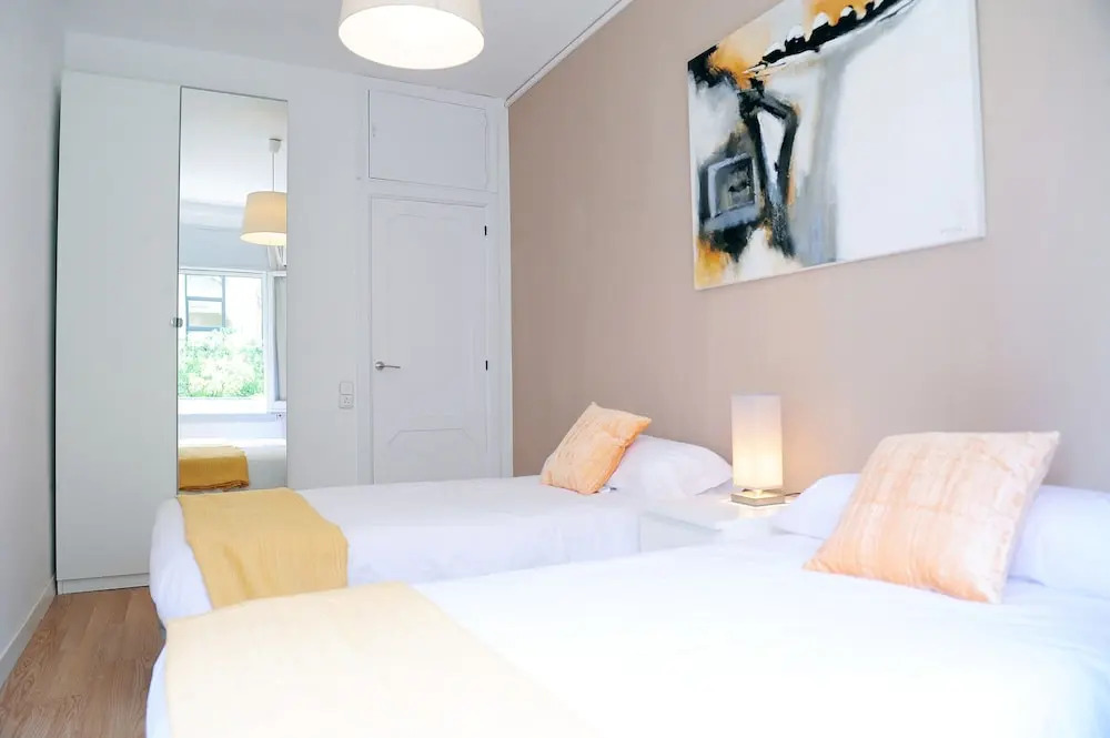 Amazing City Center Apartment