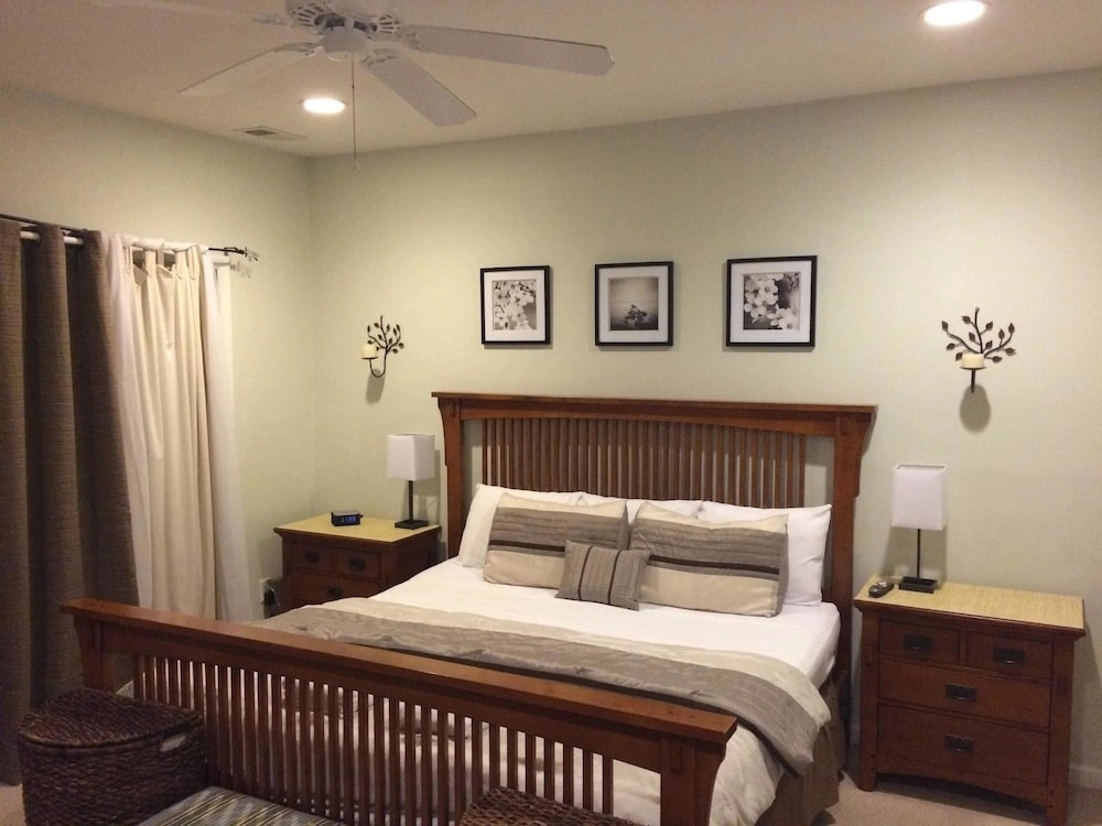 113 Waters Edge Community