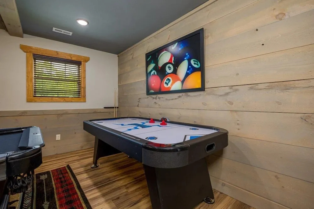 Tri Star Lodge