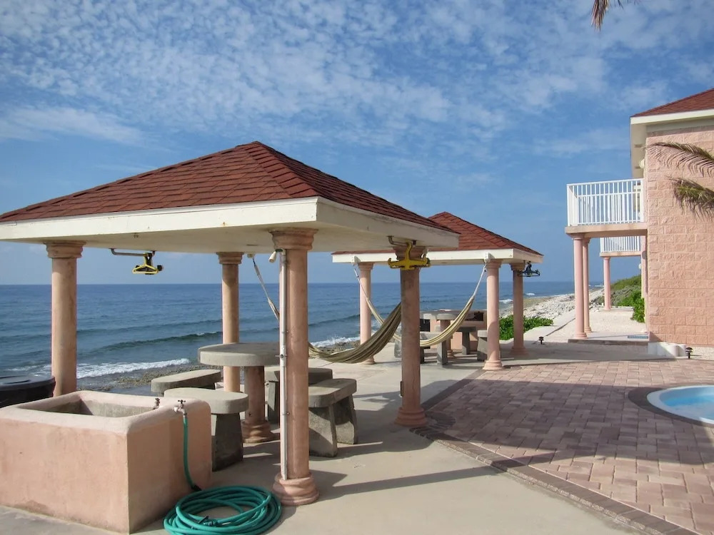 Cayman Breakers