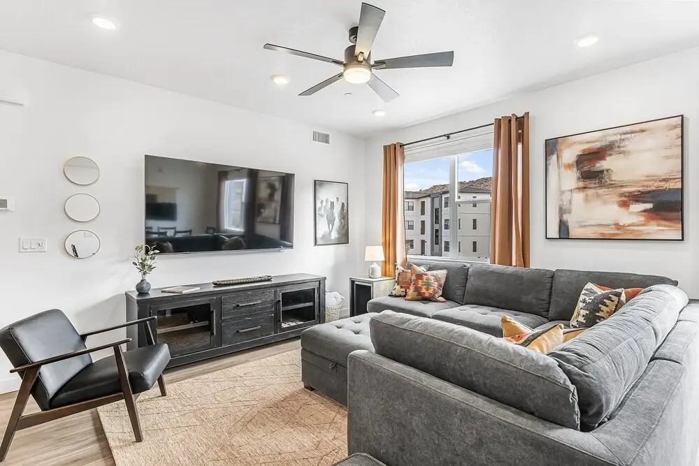 Starlight Crossing 4 Bedroom Condo