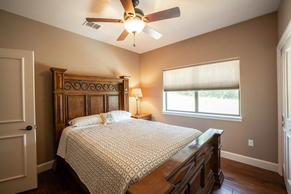 Hills And Chills 5 Bedroom Home