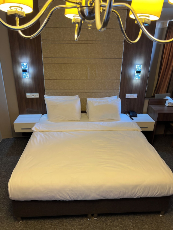 Egan Hotel
