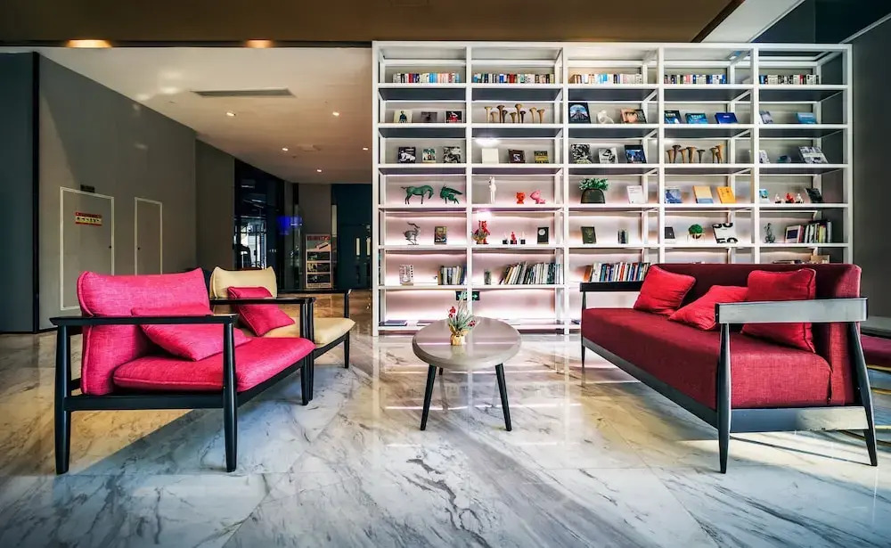 Lujiang Mega Hotel
