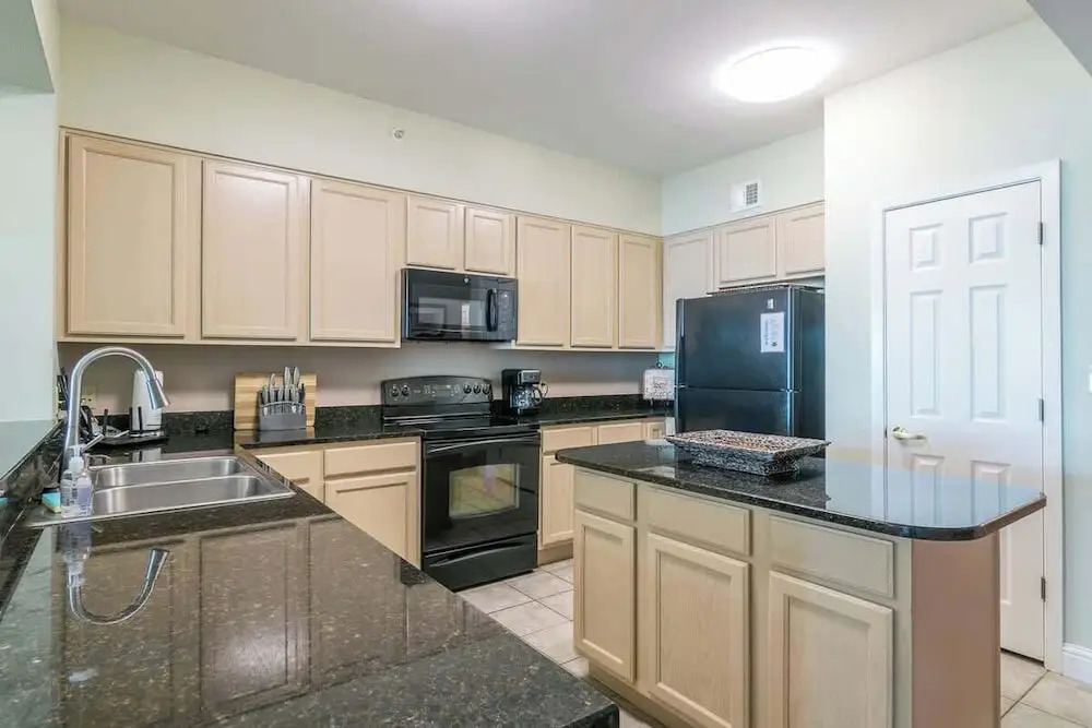 Beachview Condo at Legacy Tower 1 -405 - Fully Furnished 3 Bedroom 2 Bathroom