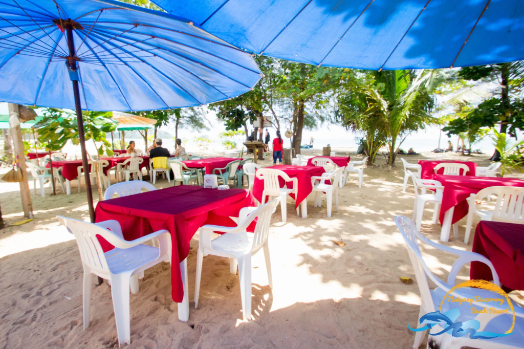 Naiyang Discovery Beach Resort