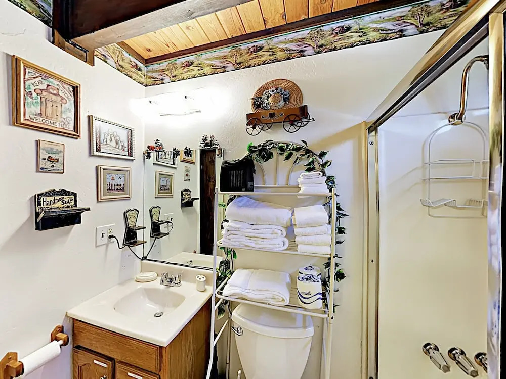 39821 Big Bear Lake - 2 Br Cabin