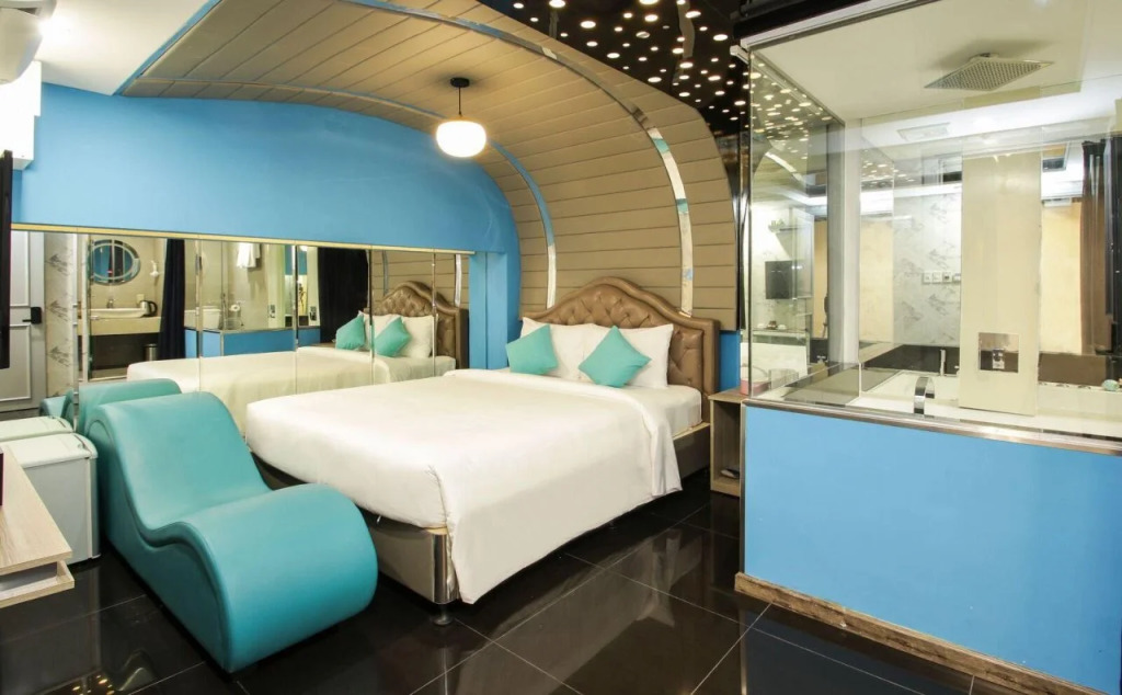 Cupid Hotel