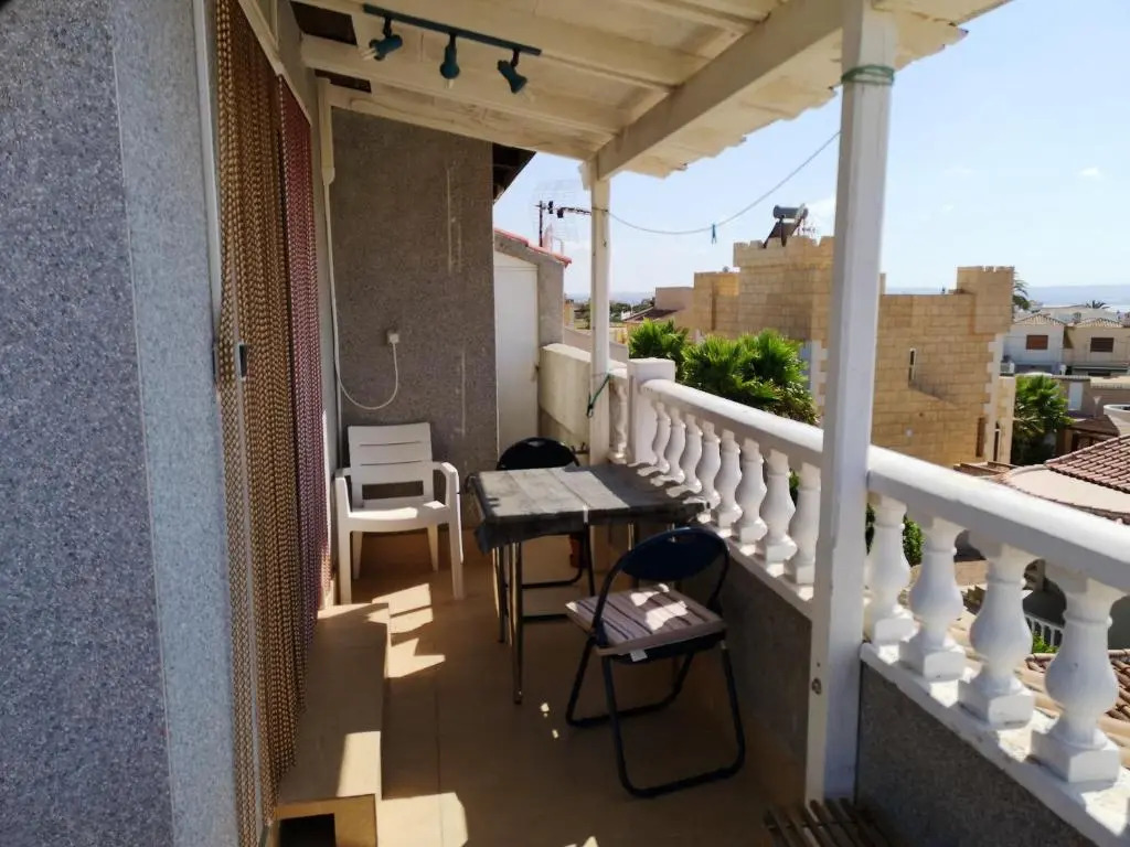 House With 2 Bedrooms in El Chaparral, With Wonderful sea View, Privat