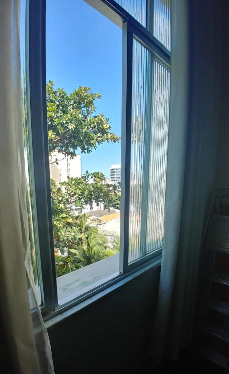 Ap Na Barra, Frente Do Farol