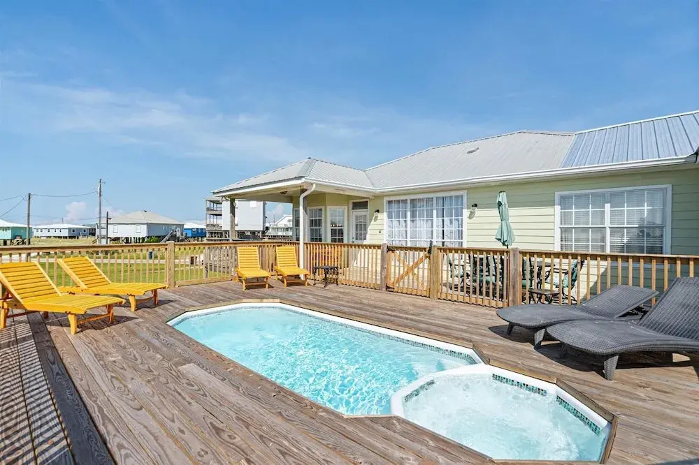 Sea View Cottage - 110 Ponce De Leon 3 Bedroom Home by RedAwning