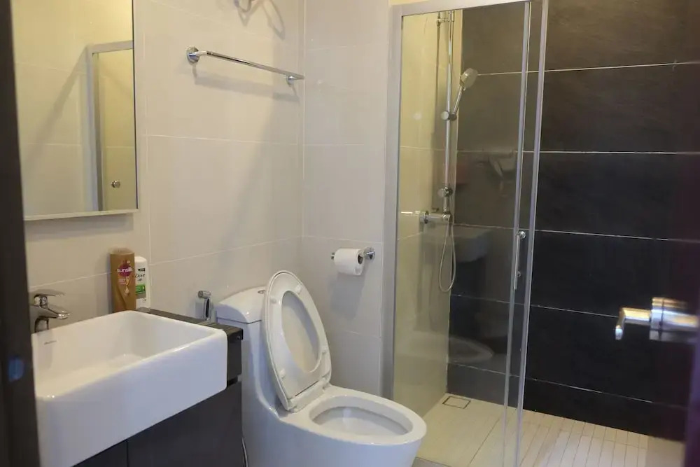 Cityview 2BR Country Garden Danga Bay @ Natol