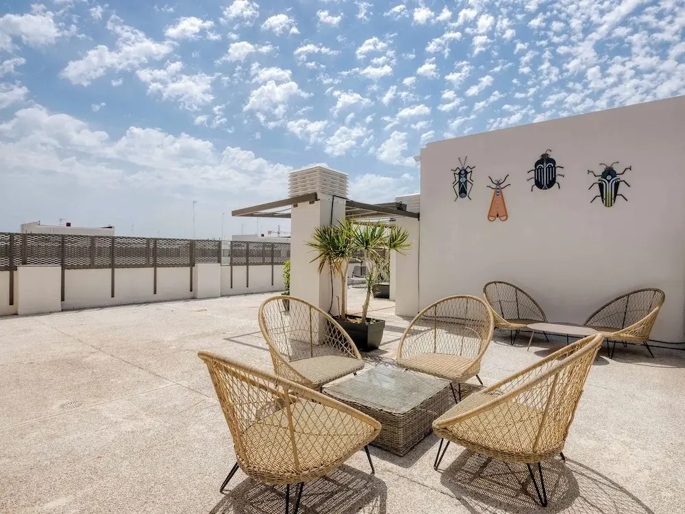 Livensa Living Studios Valencia Marina Real