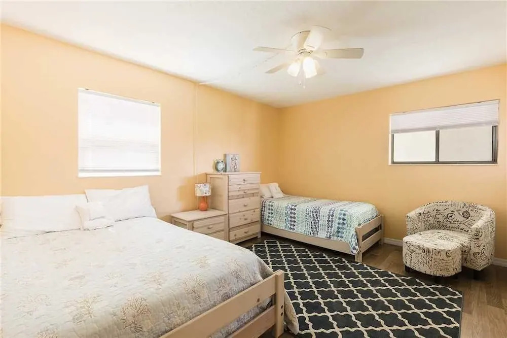 Starboard Light 1 - Two Bedroom Condo