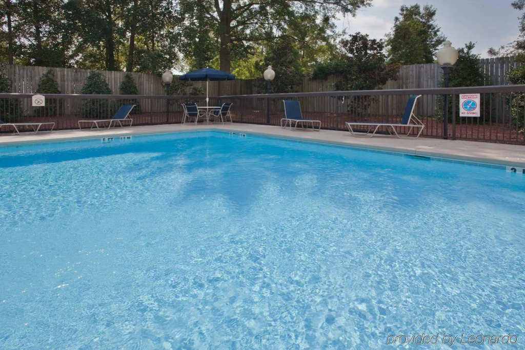 Holiday Inn Express Hotel & Suites Kinston by IHG
