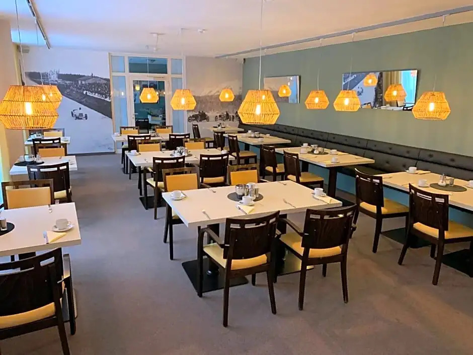 Hotel Garni Max Zwo