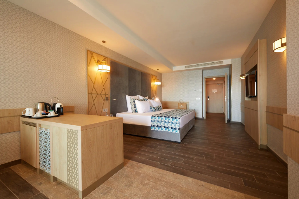 Secrets Sunny Beach Resort and Spa