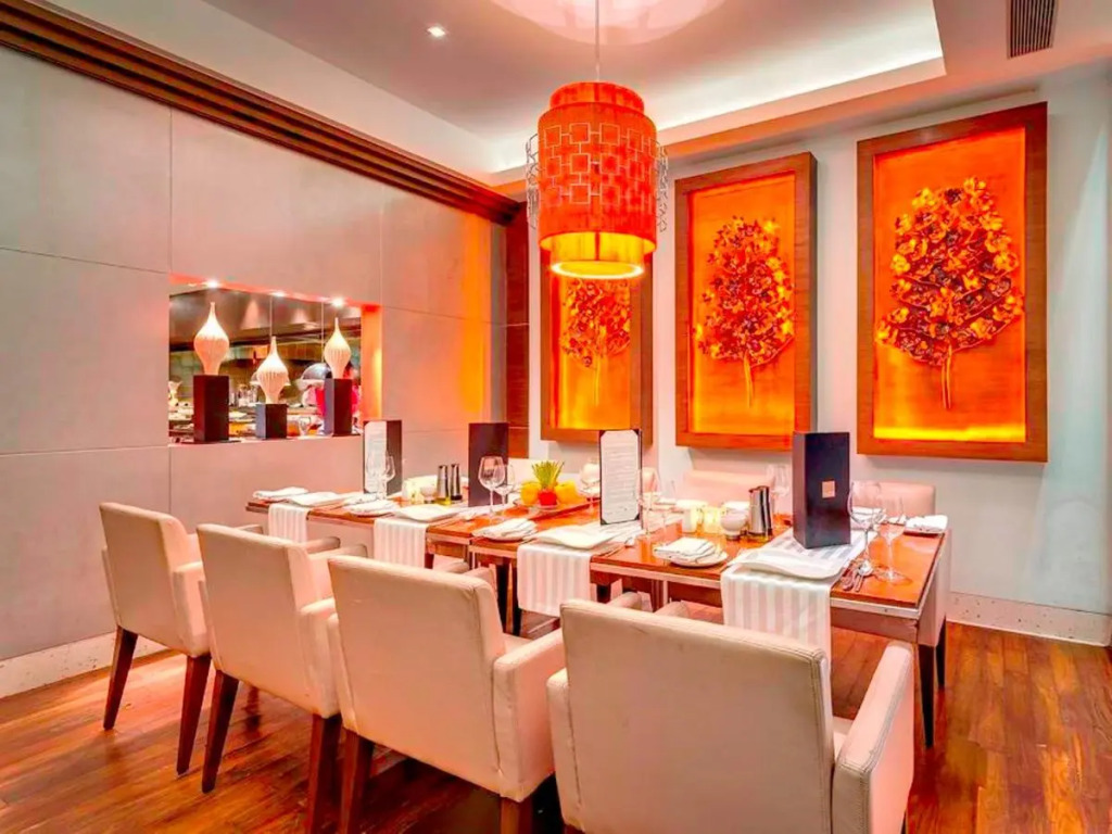 Hotel Hindusthan International, Kolkata