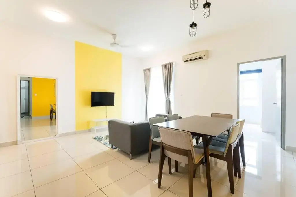 TR Residence Lovely 3 BR unit 6pax next to Titiwangsa LRT