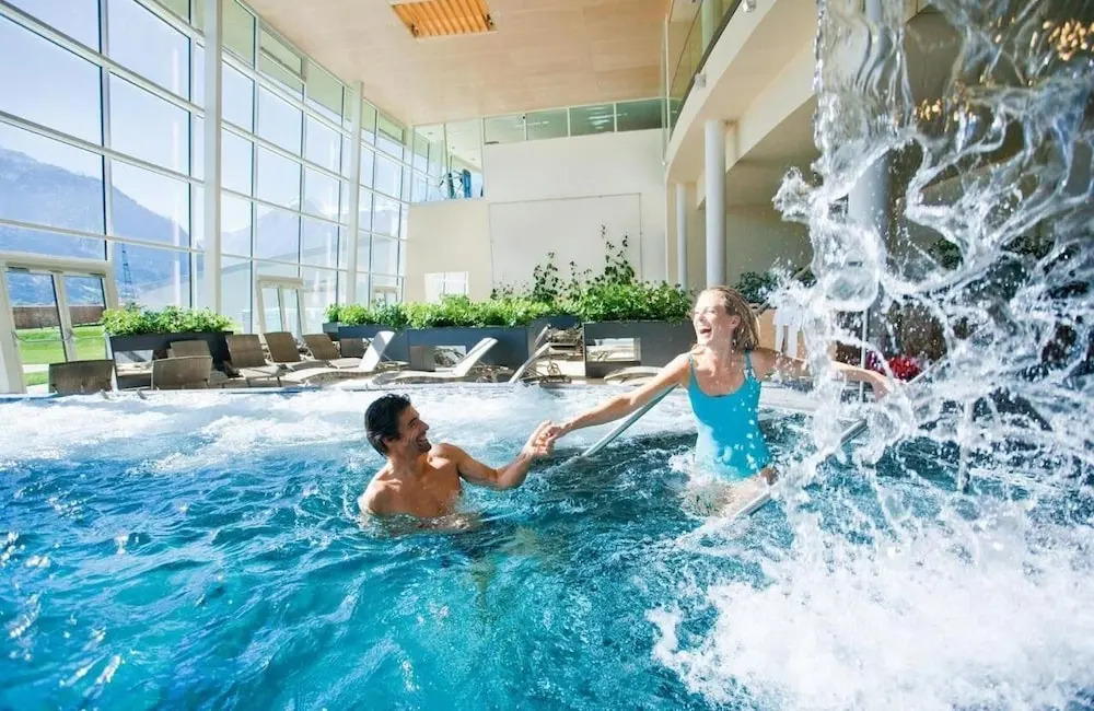 Die Dorfvilla - Includes Tauern Spa Kaprun Wellness Access 13 km away