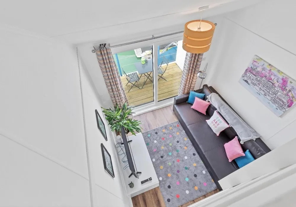 On the Water 3 Waterside Studio Mezzanine Bedroom Terrace Overlooking the Harbour