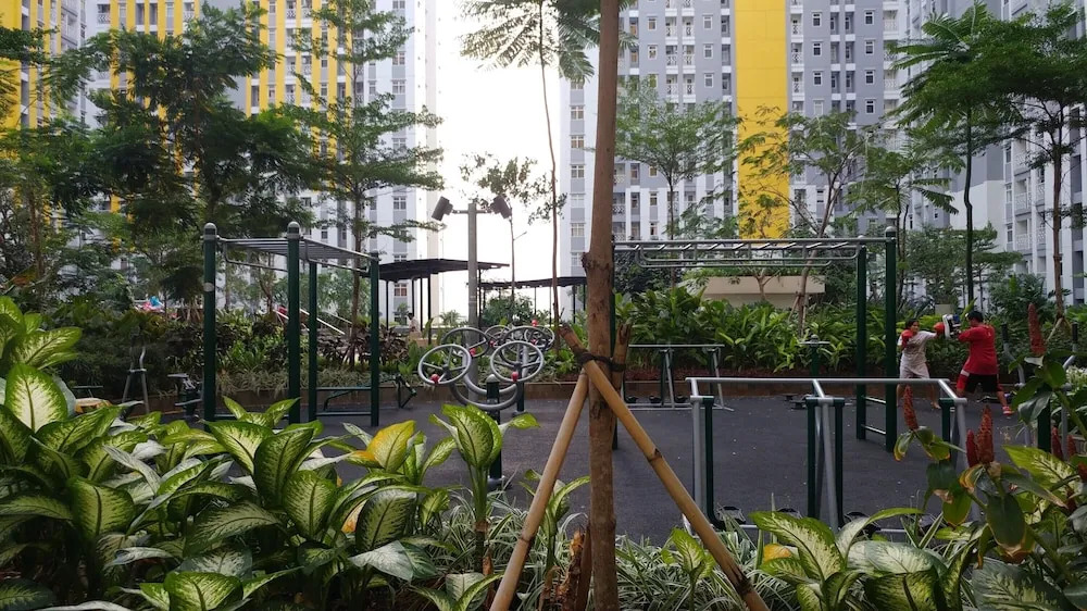 2BR with Sofa Bed at Springlake Summarecon Apartment