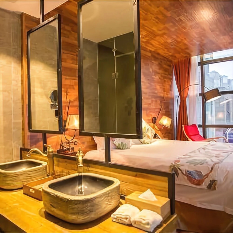 Wanzhen Wenyi Hotel