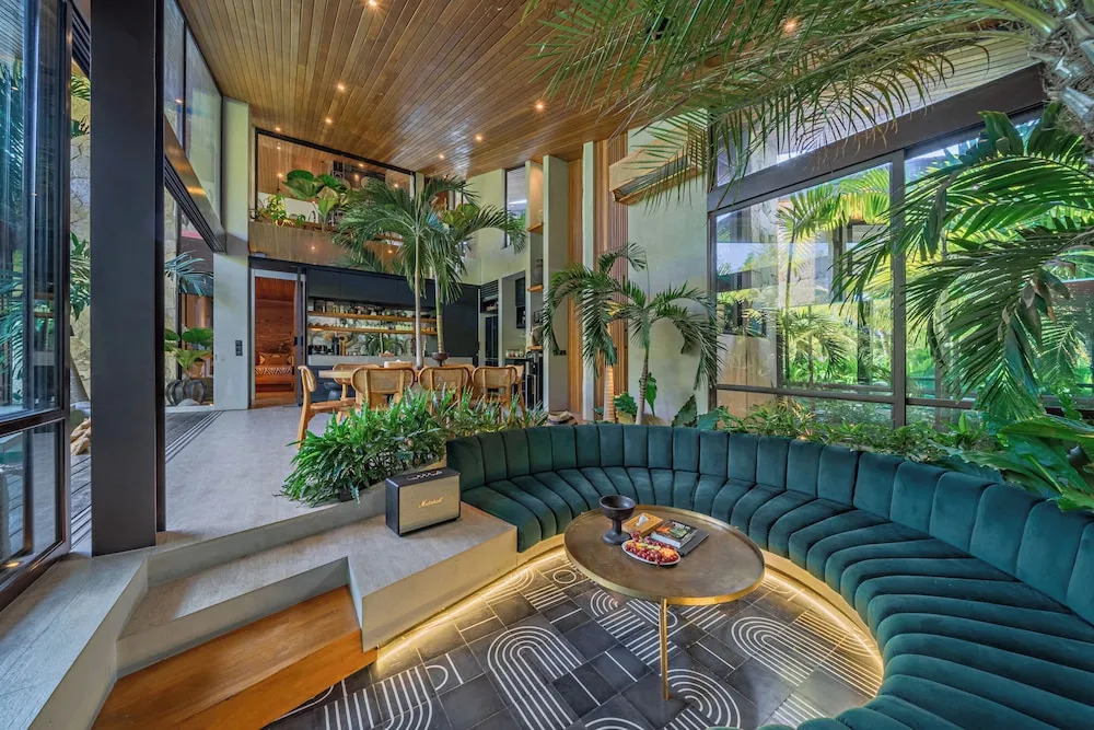 Ohlala - Luxury Tropical Escape in Pererenan