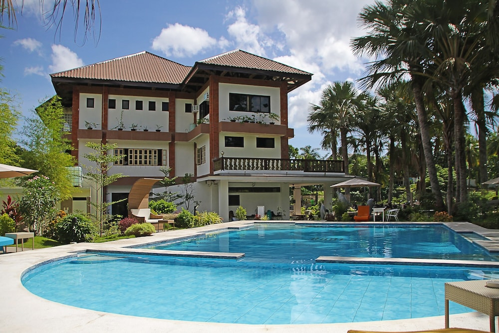 1888 Beach Resort