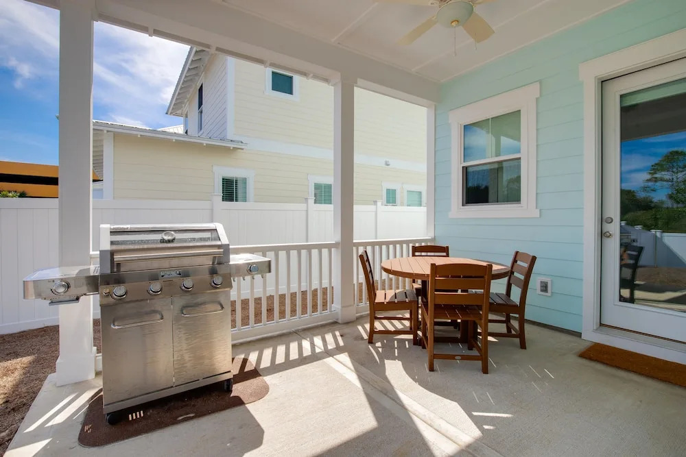 225 Sands St Stella Marina